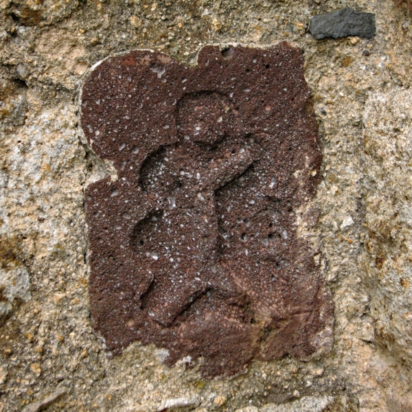 Têtes sculptées